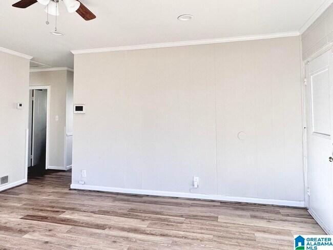 Photo - 5624 Avenue Q