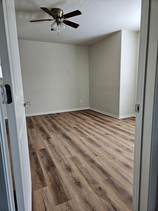 Photo - 2204 W Le Marche Ave