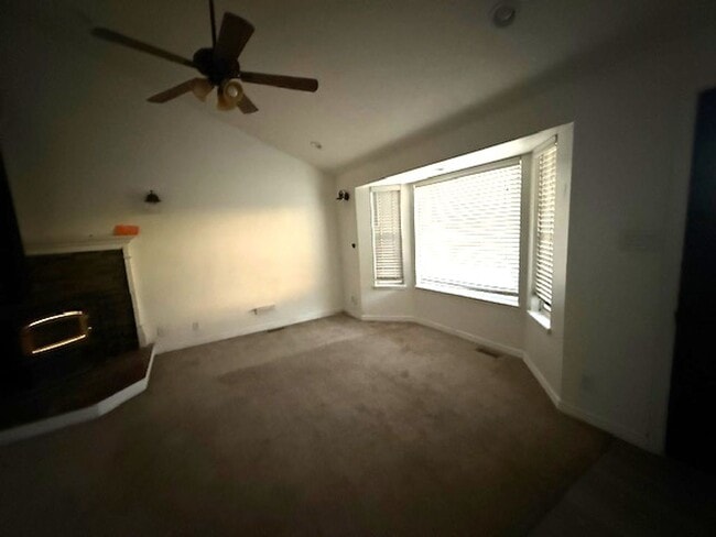 Photo - 4 bedroom home in Spring Creek with garage