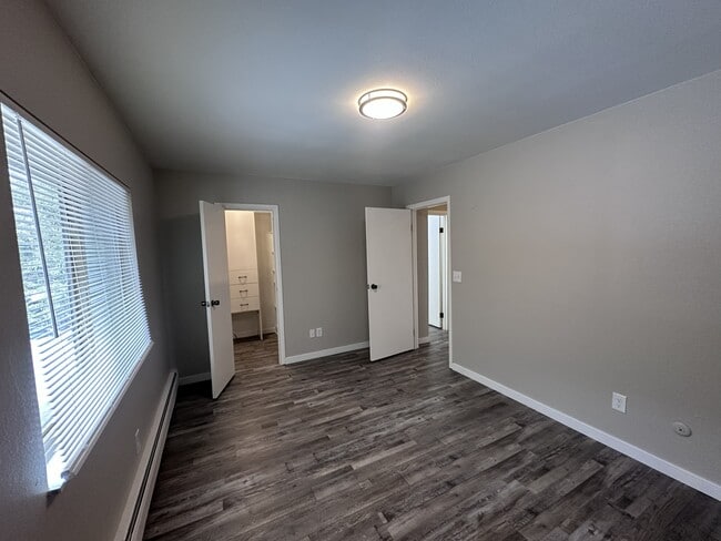 Photo - 2805 Riverside Dr