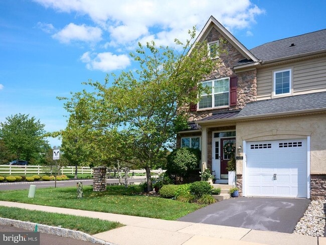 3238 Waterstone Ct