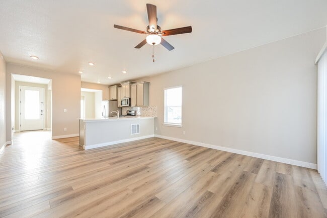 Photo - 17955 E 94th Ave