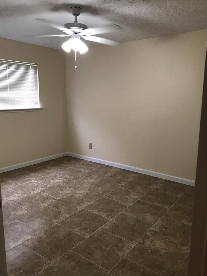 Photo - 6708 Bramley Dr