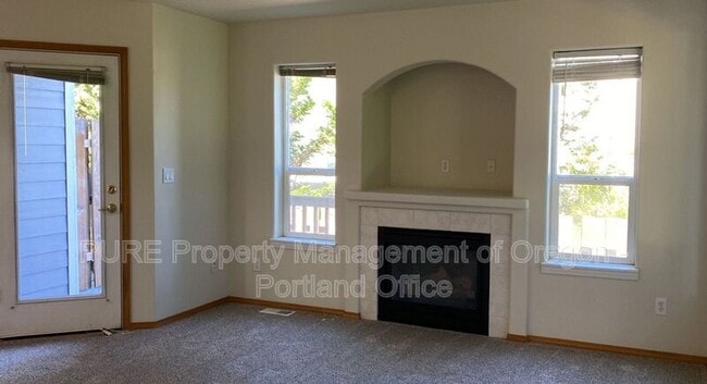 Photo - 15617 NE Milton Pl