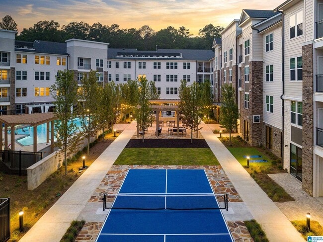 Photo - 3090 US-280 Unit S1