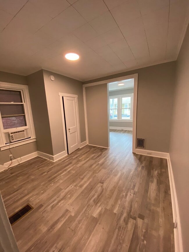 Photo - 131 S Main St Unit Apt 1