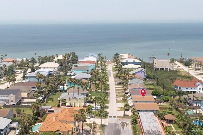 Photo - 19 W Gardenia St