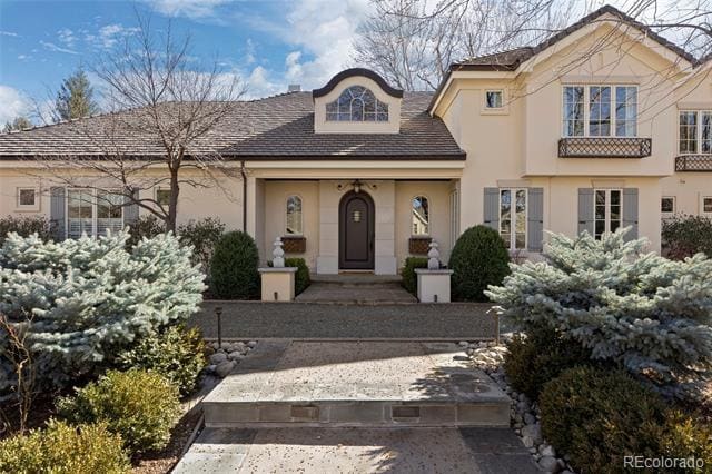 1350 Greenwood Ln