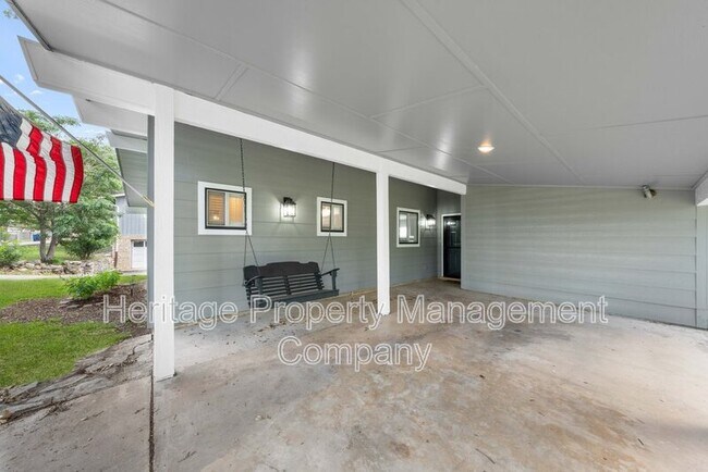 Photo - 784 Hill Top Dr