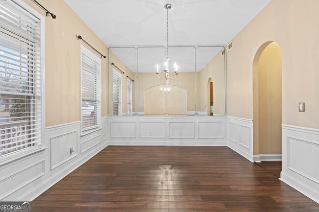 Photo - 1209 Heartwood Ave