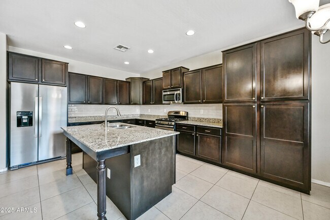 Photo - 2513 W Hayduk Rd