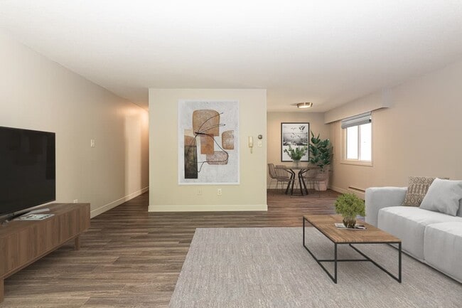 Photo - Vancouver Villa