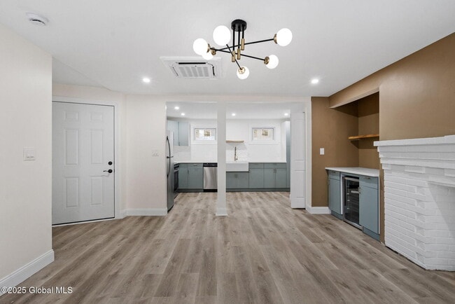 Photo - 42 Spring St Unit 2nd Fl