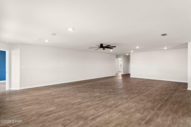 Photo - 152 Ryder Ln