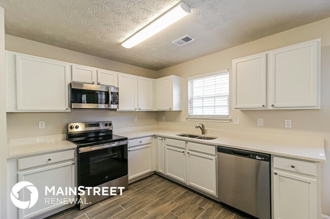 Photo - 263 Millstone Dr