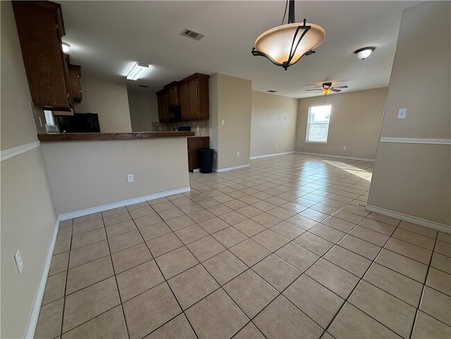 Photo - 622 Webb St