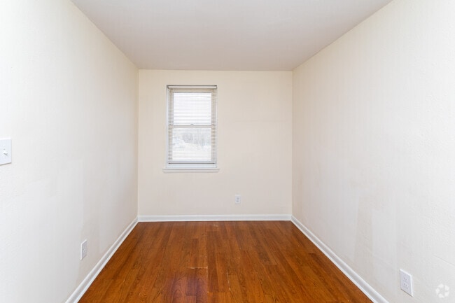3BR, 2BA
