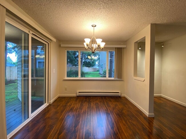Photo - Practical 3 bedroom Des Moines Condo