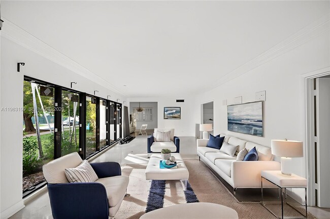 Photo - 1100 N Shore Dr