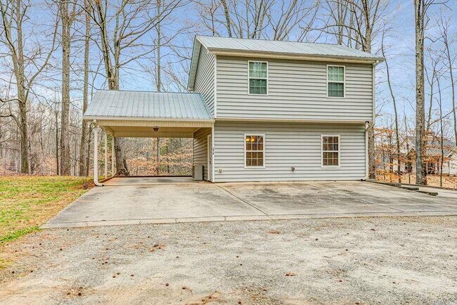 Photo - 2535 Hickory Rd