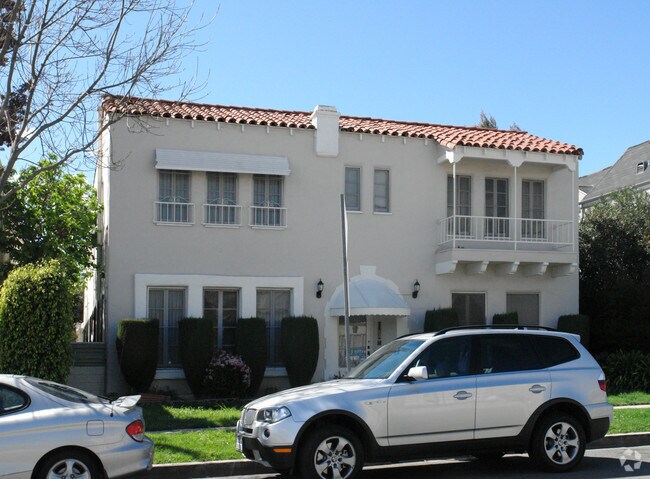 Photo - 237 S Elm Dr