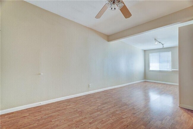 Photo - UT condo for lease Unit 208