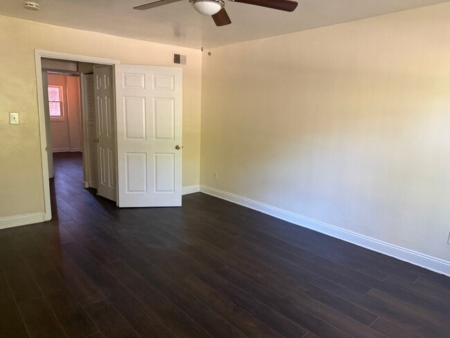 Photo - 63 Galveston Pl SW Unit 1