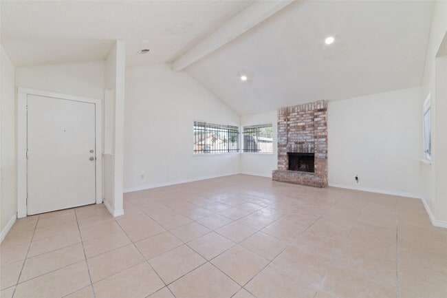 Photo - 5711 Longforest Dr