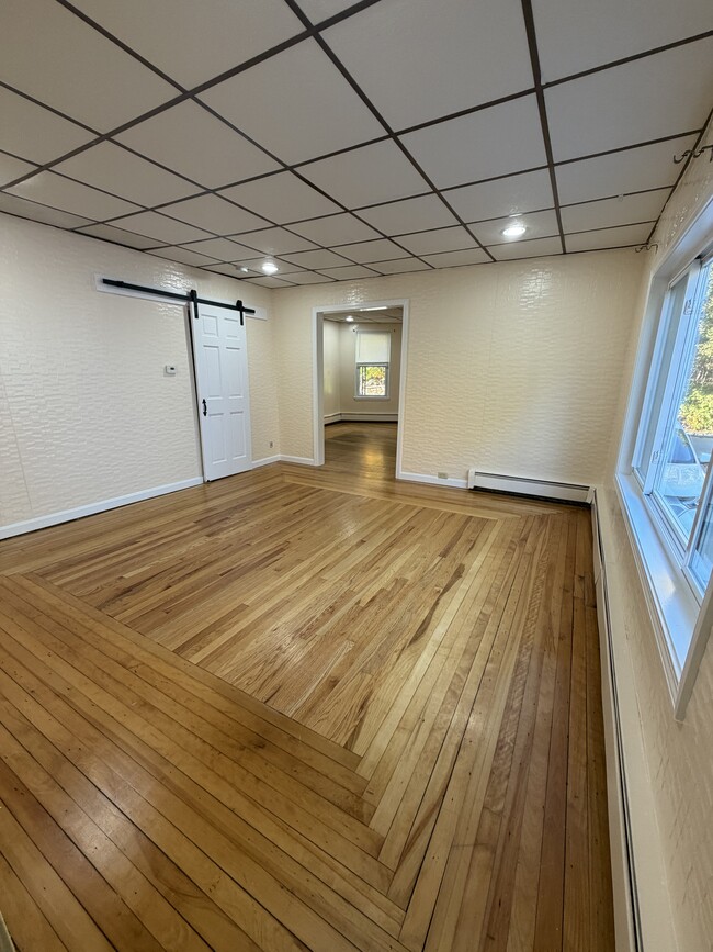 Dining Room - 28 Hermitage Ln Unit First Floor