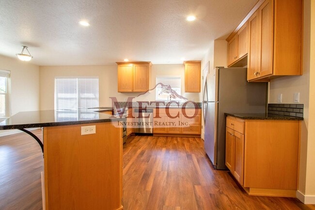 Photo - 07802 Unit B