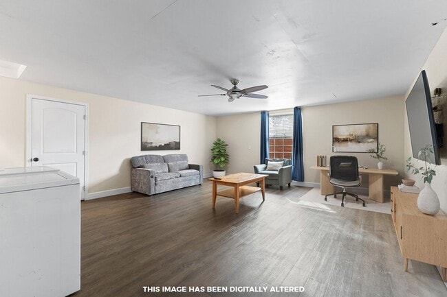 Photo - 600 Greeneich Ave