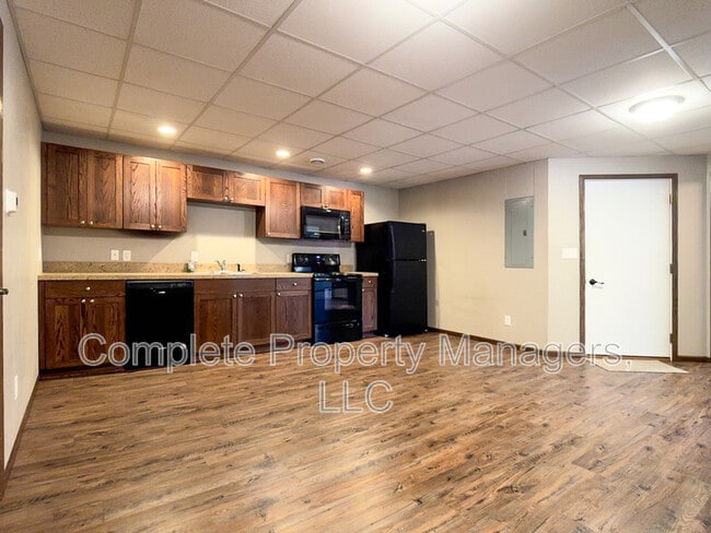 Photo - 101 S Harrison St