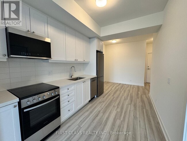 Photo - 51 Clarington Blvd Unité 704