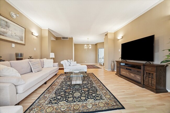 Building Photo - 661 Bering Dr Unit 709