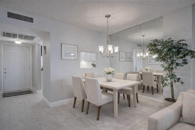 Photo - 4500 N Federal Hwy Unit 121c