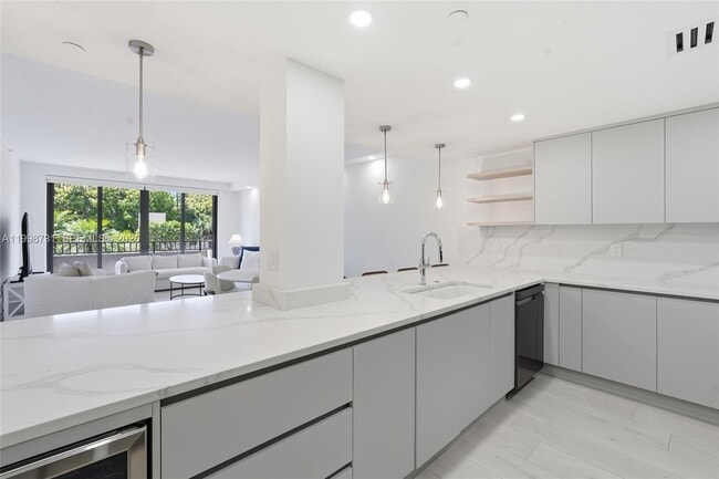 Photo - 251 Crandon Blvd Unit 202