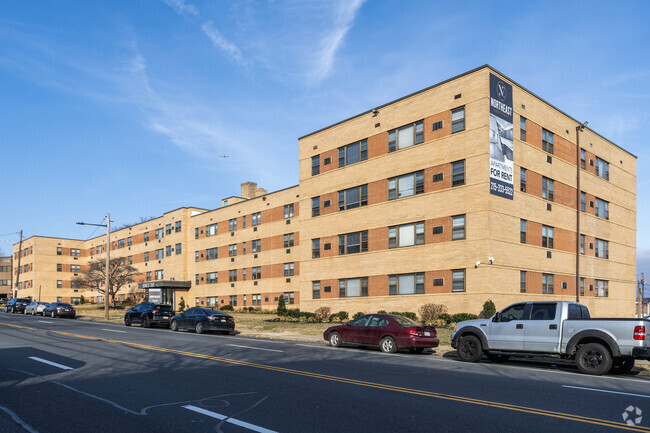 Building Photo - Borbeck Court Rental