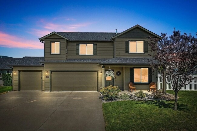 Spacious 4-Bedroom Home in Quiet Rathdrum ... - Spacious 4-Bedroom Home in Quiet Rathdrum ...
