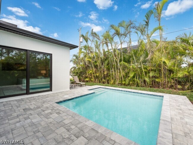 Photo - 837 99th Ave N