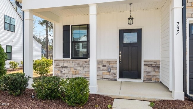 Photo - 745 Putney Hl Rd