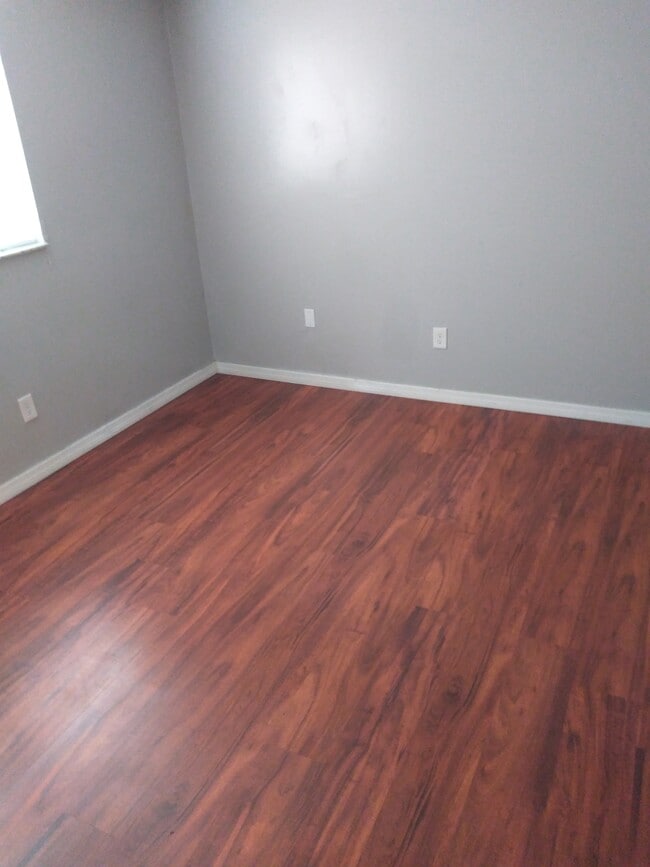 Photo - 526 SW 4th Ave Unit Apt 2