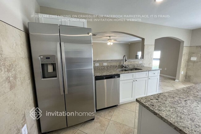 Photo - 11504 Ivy Flower Loop