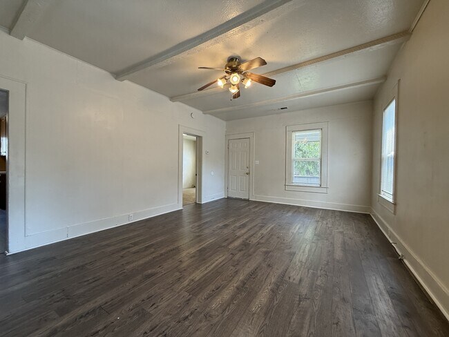 Photo - 1205 Warner St