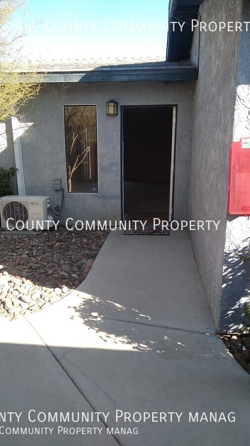 2 bed, 1.5 bath apartment in 29 Palms! - 2 bed, 1.5 bath apartment in 29 Palms! Unit D