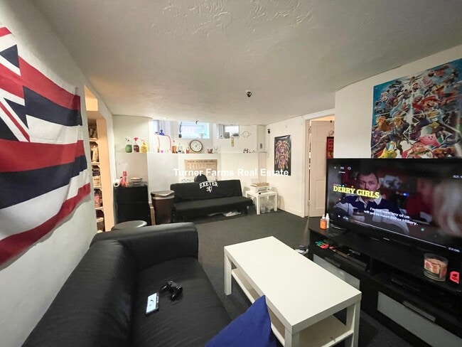 Photo - 27 Saint Stephen St Unit 1F