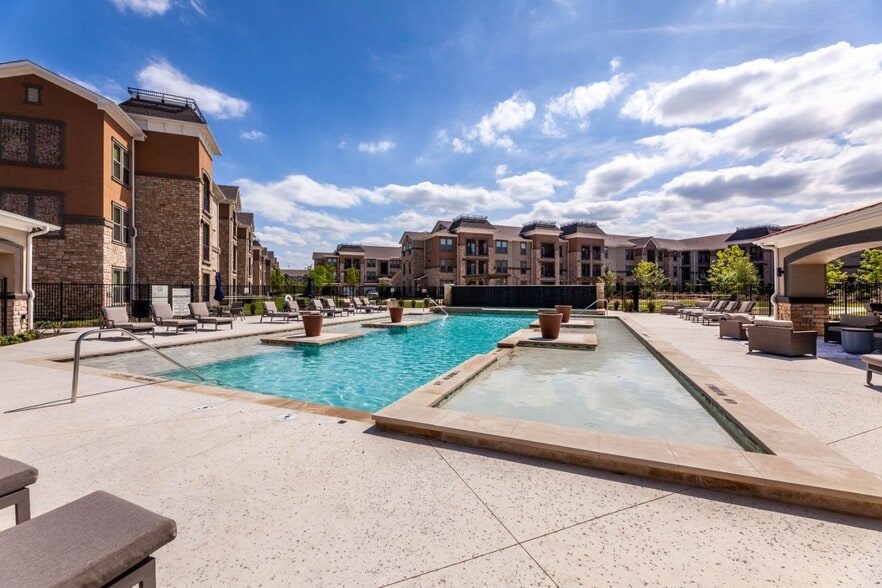 Luxia Grand Prairie | Grand Prairie, TX | Starting at $1,403