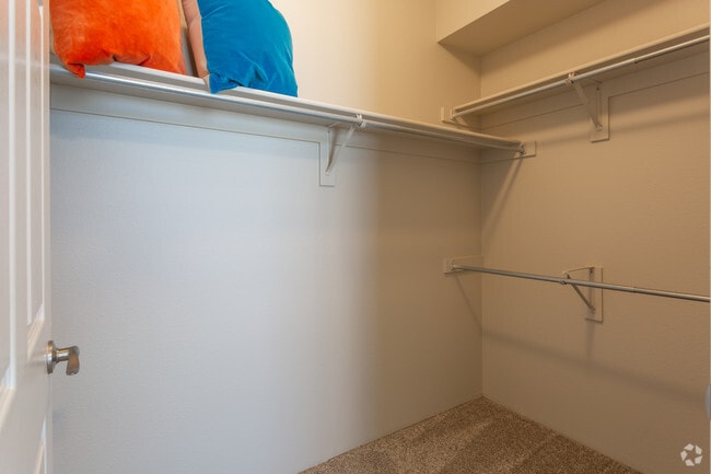 1HAB, 1BA -769 ft²
