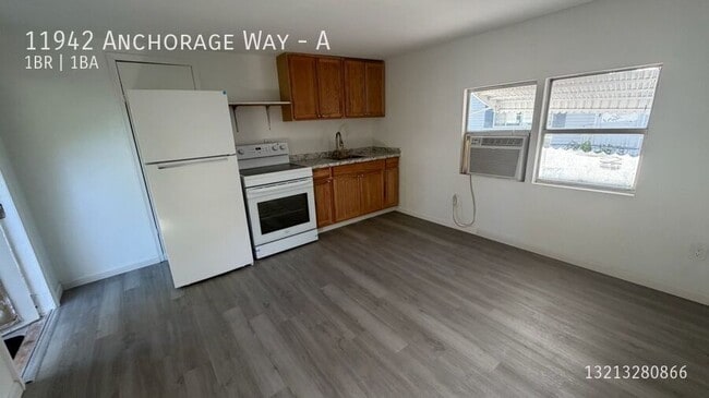 Building Photo - 11942 Anchorage Way Unit A