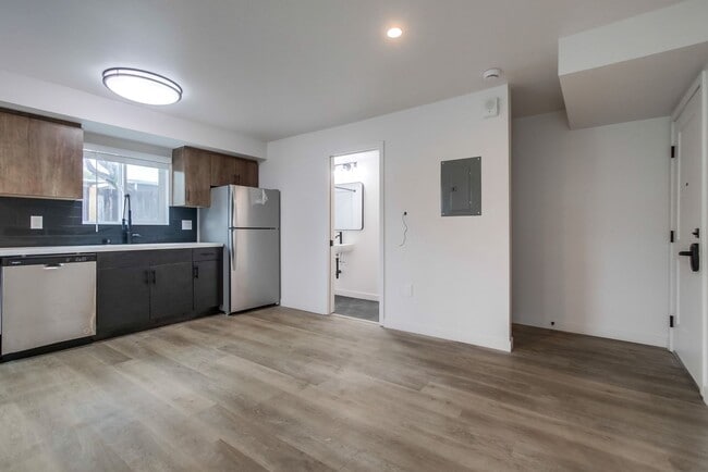 Photo - Le Jaime- Newly Renovated Living in the Heart of Clairemont