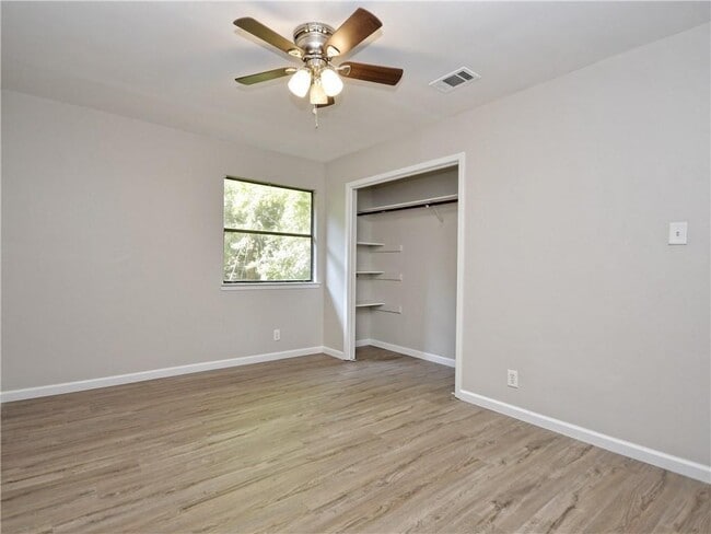 Photo - 5502 Rose Hill Cir
